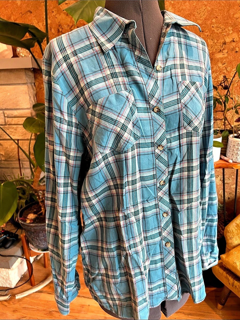 L.L.Bean Plaid Button Down in Blue & White Medium Like New ✨So Cute!